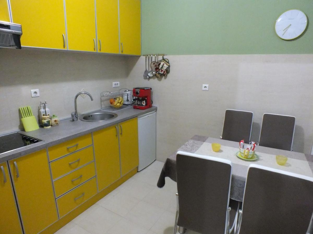Apartment Temple 포드고리차 외부 사진