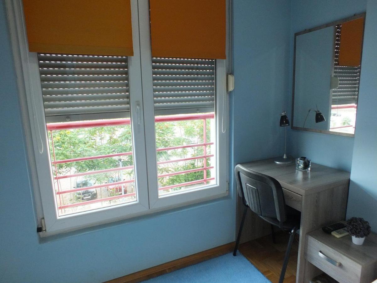 Apartment Temple 포드고리차 외부 사진